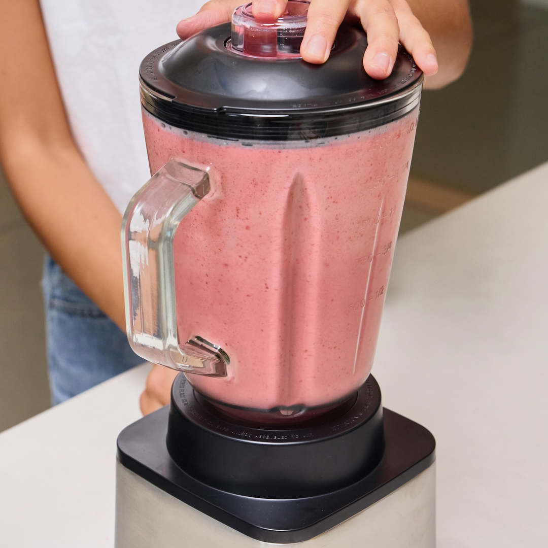Erewhon Strawberry Glaze Skin Smoothie Kit | Makes 4 Smoothies (Product price includes express & cold storage shipping fee)