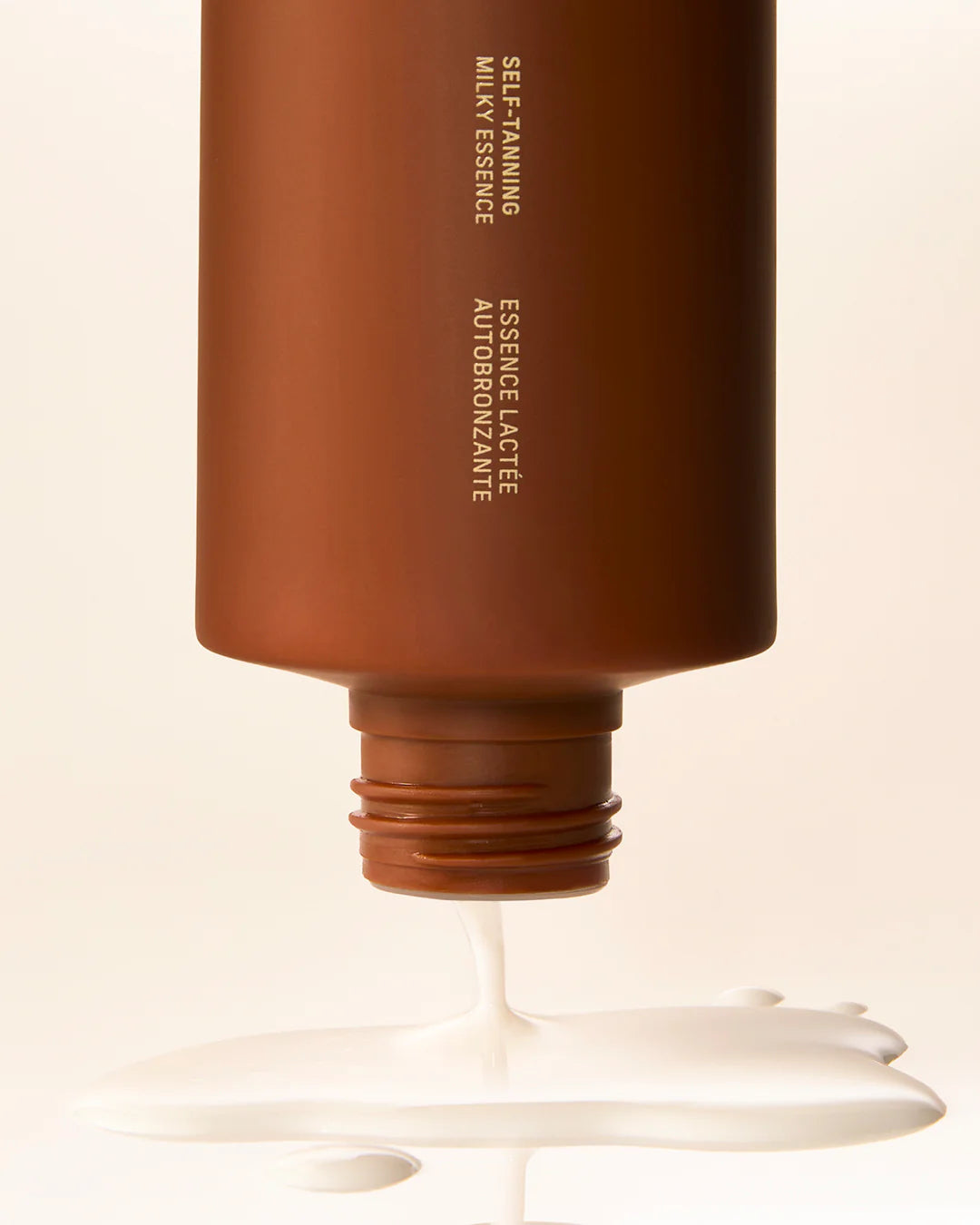 CYKLAR SELF-TANNING
Milky Essence